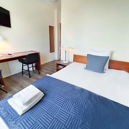 Hotel Frederikshavn מלון 3*