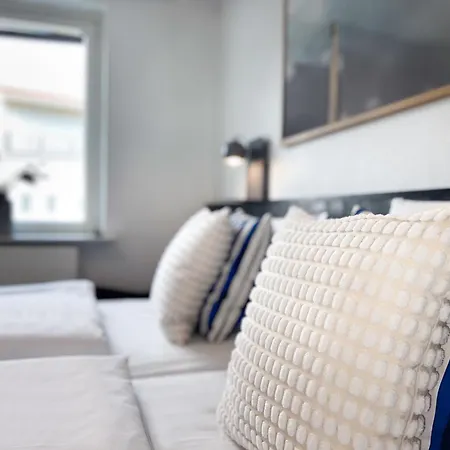 מלון Hotel Frederikshavn
