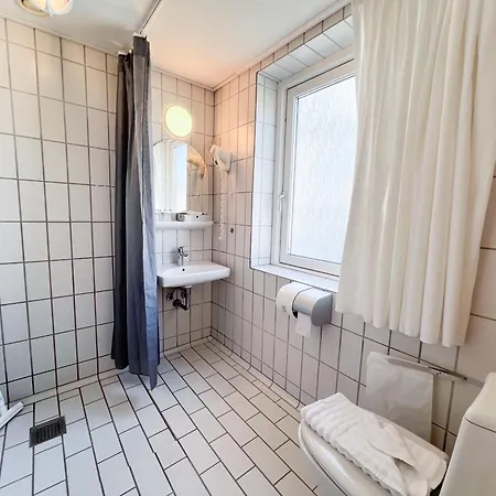 מלון Hotel Frederikshavn