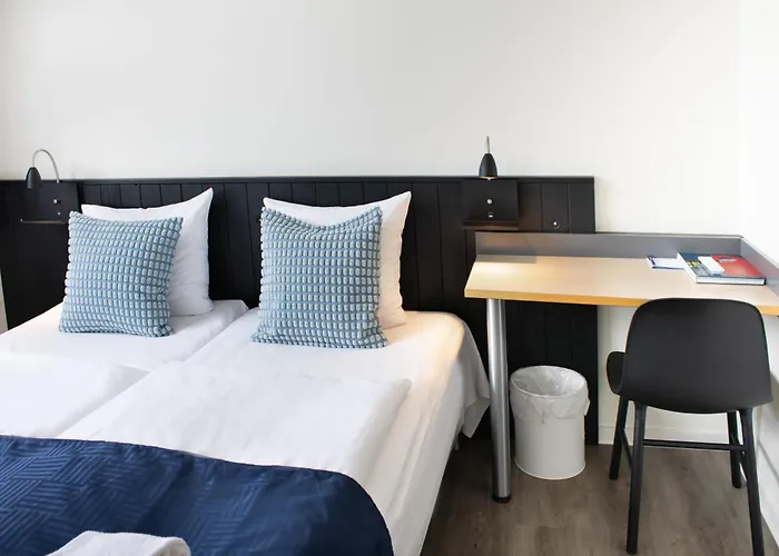 فندق Hotel Frederikshavn 3*