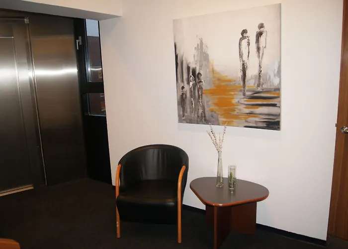 فندق Hotel Frederikshavn 3*