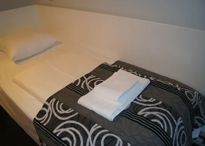Hotel Frederikshavn فندق 3*