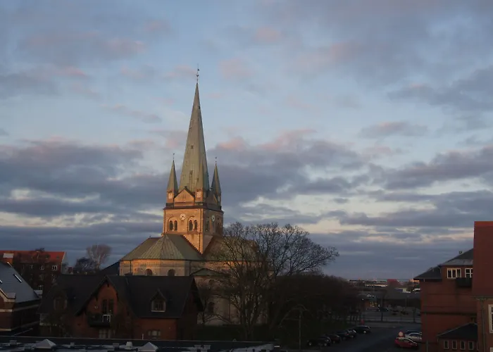 فندق Hotel Frederikshavn فريكشهاون