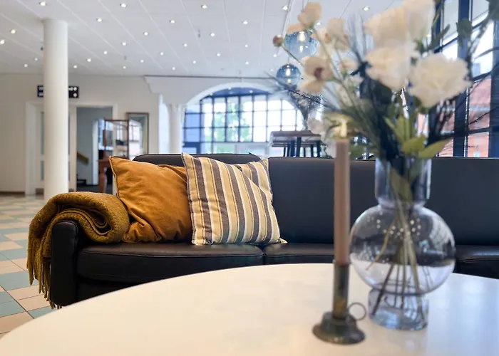 فندق Hotel Frederikshavn فريكشهاون