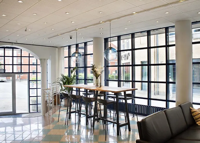 Hotel Frederikshavn فندق 3*
